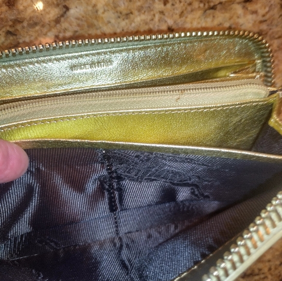 Burberry Gold Metallic Mesh Overlay Wallet - Picture 7 of 12